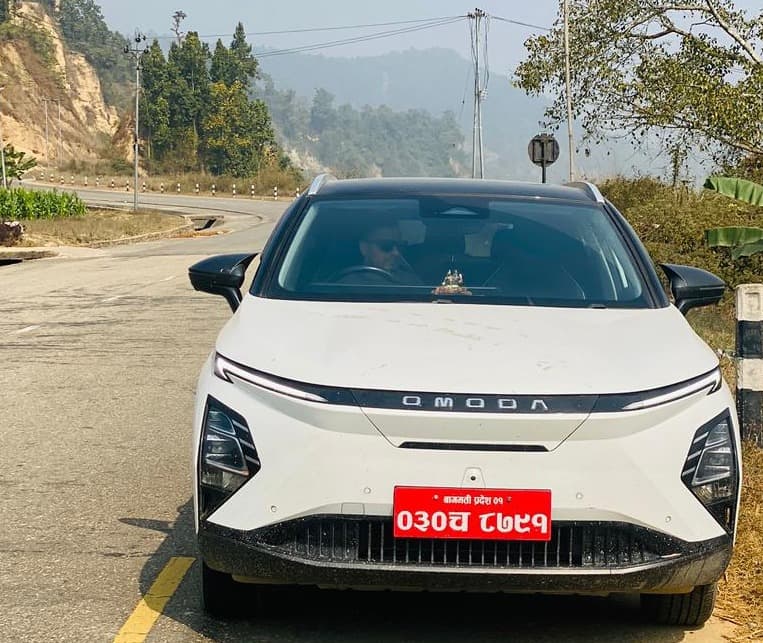 omoda-e5-car-rental-kathmandu
